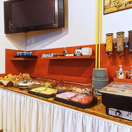 Hotel Adler Czeskie Budziejowice Zewnętrze zdjęcie